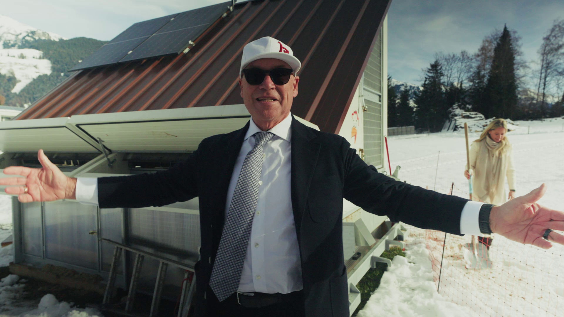 Dr. Christian Harisch