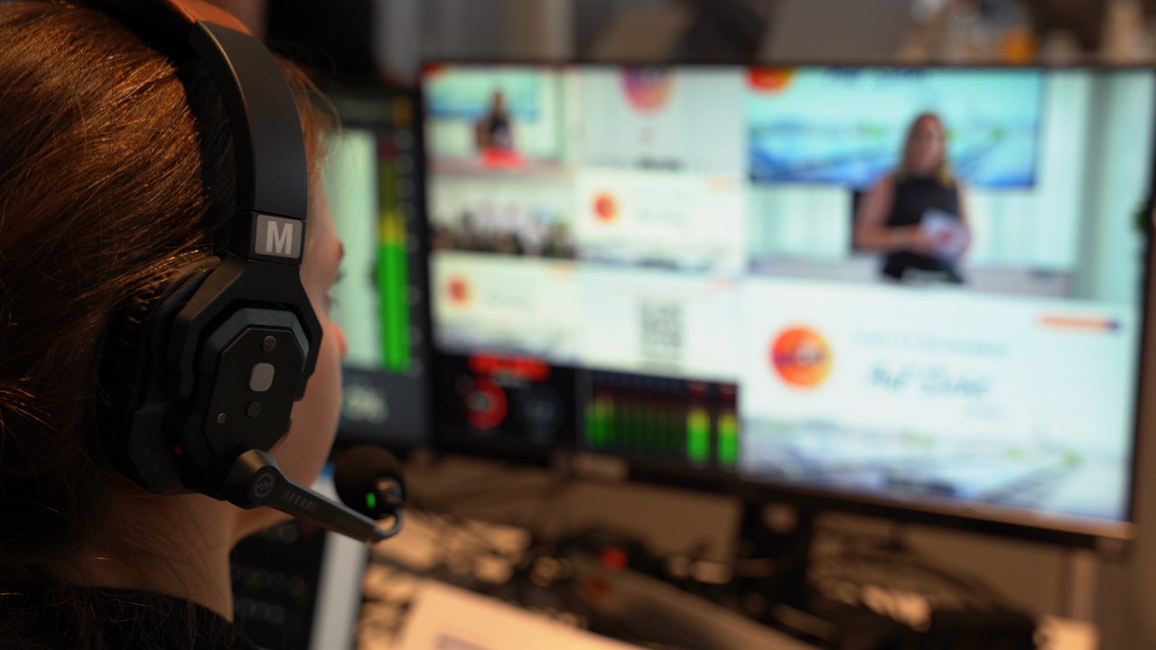 Streaming west4.media